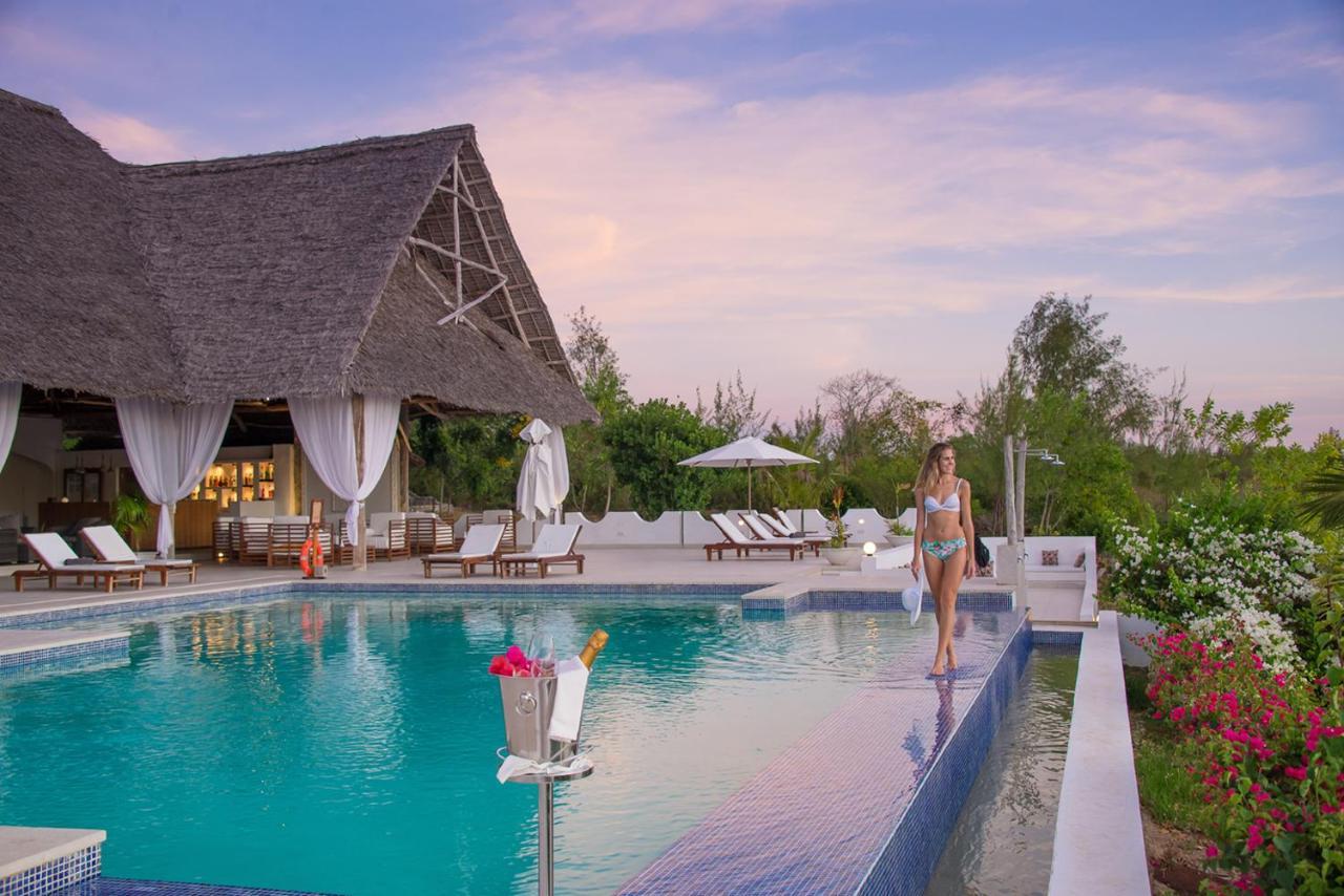Konokono Beach Resort And Isaraya Luxury Overwater Villas Michamvi Exteriör bild